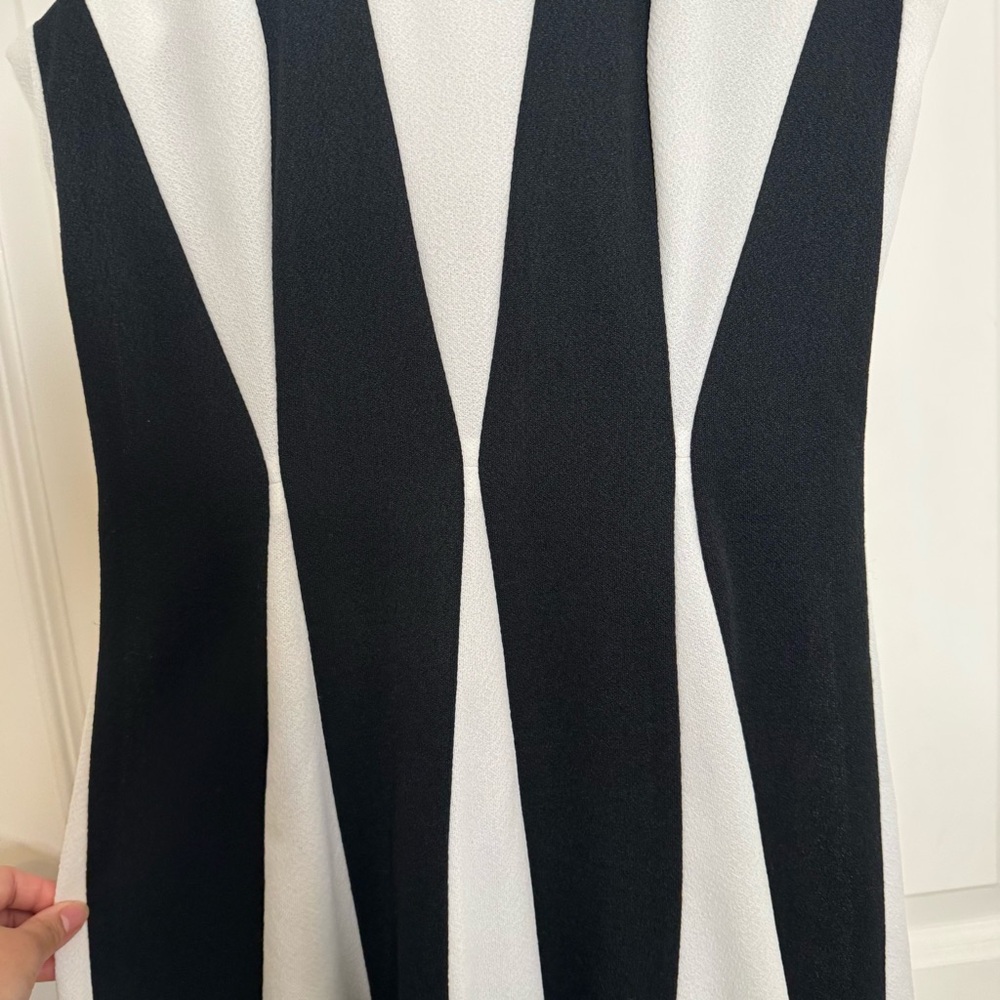 Vintage 60s/70s maxi Dress Harlequin Fit and Flare Size Medium Black and White - Picture 3 of 13